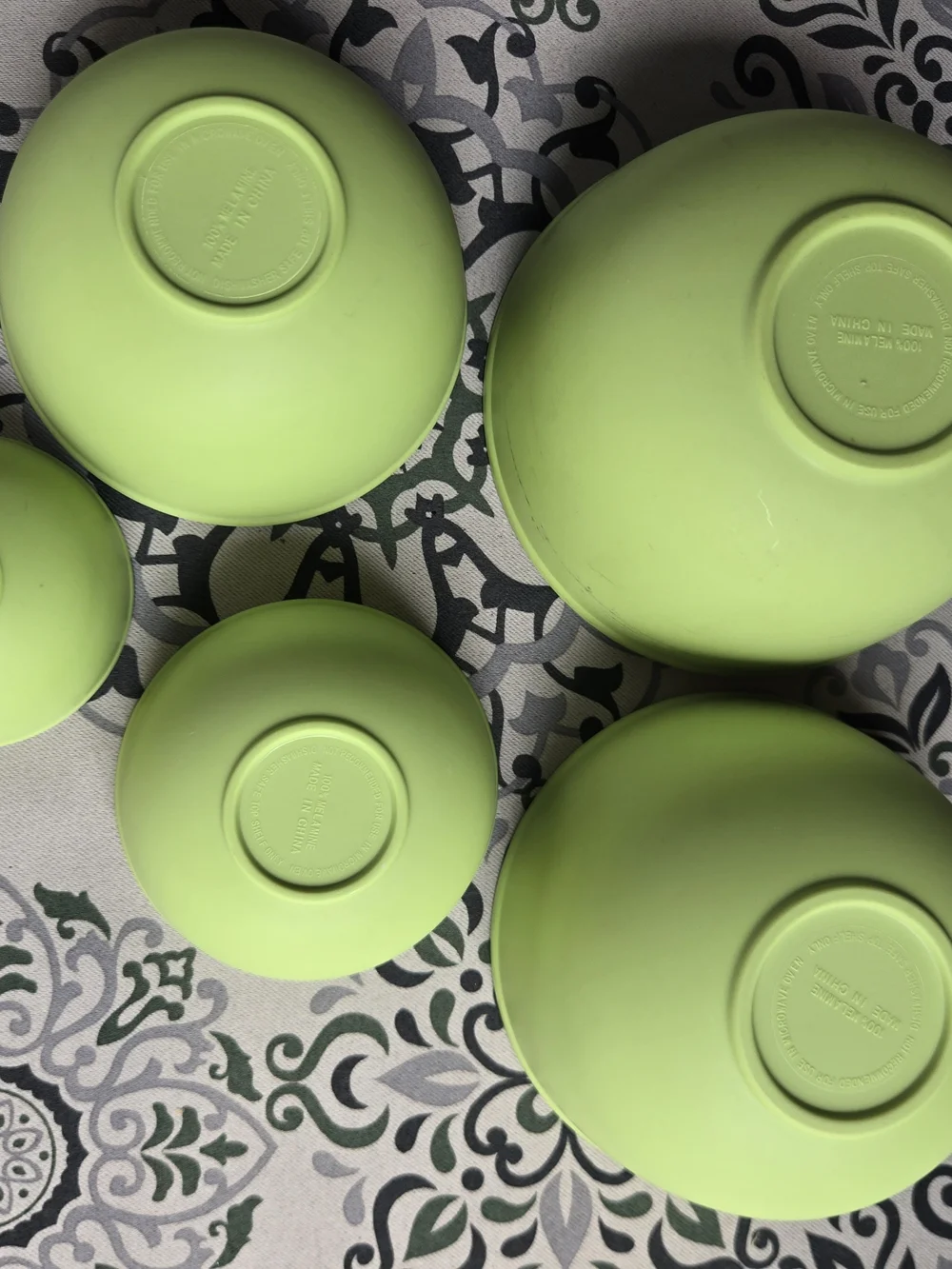 Set of 5 Melamine Nesting Lime Green Measuring Cups (10 Measures)